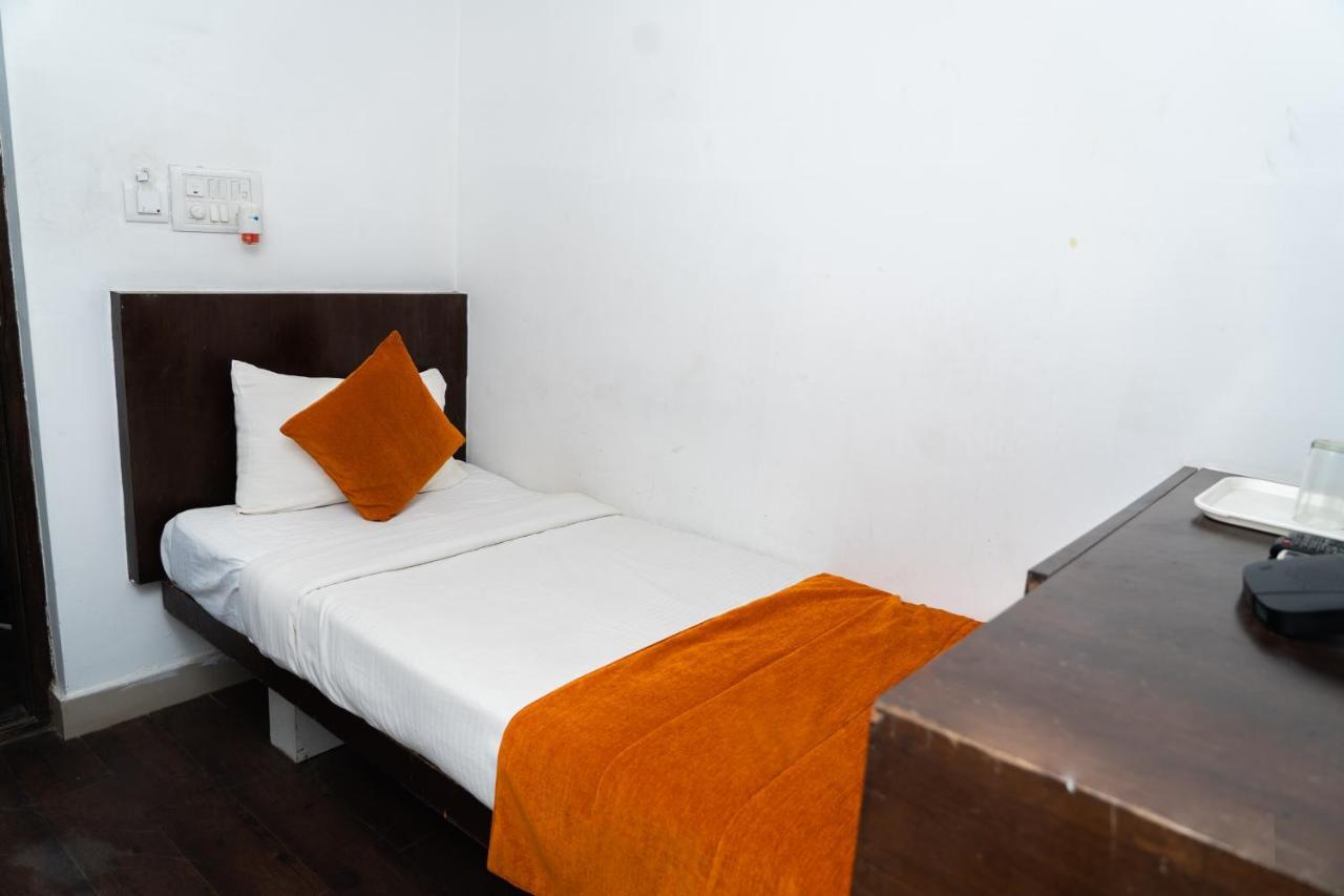 Hotel Scarlet Bangalore Exterior photo