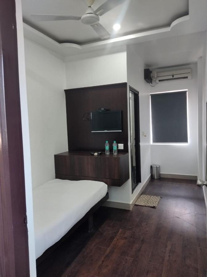 Hotel Scarlet Bangalore Exterior photo